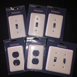 6 White Wallplates with texture design.